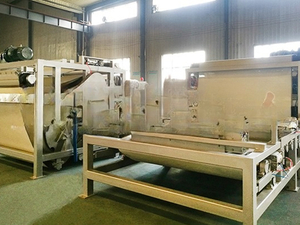 Soybean protein residue dehydrator